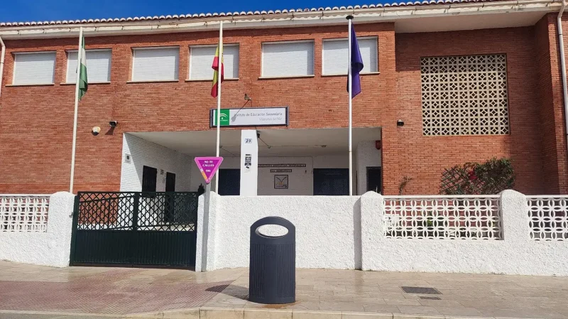 IES, La Herradura