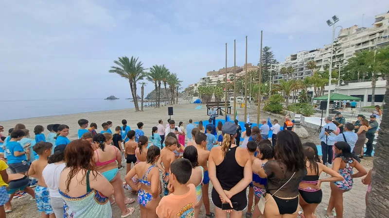 Izado banderas azules y Q calidad Almuñécar 2025